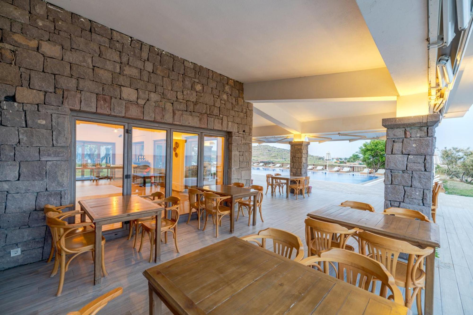 Cinarli Kasri Hotel Gokceada Luaran gambar