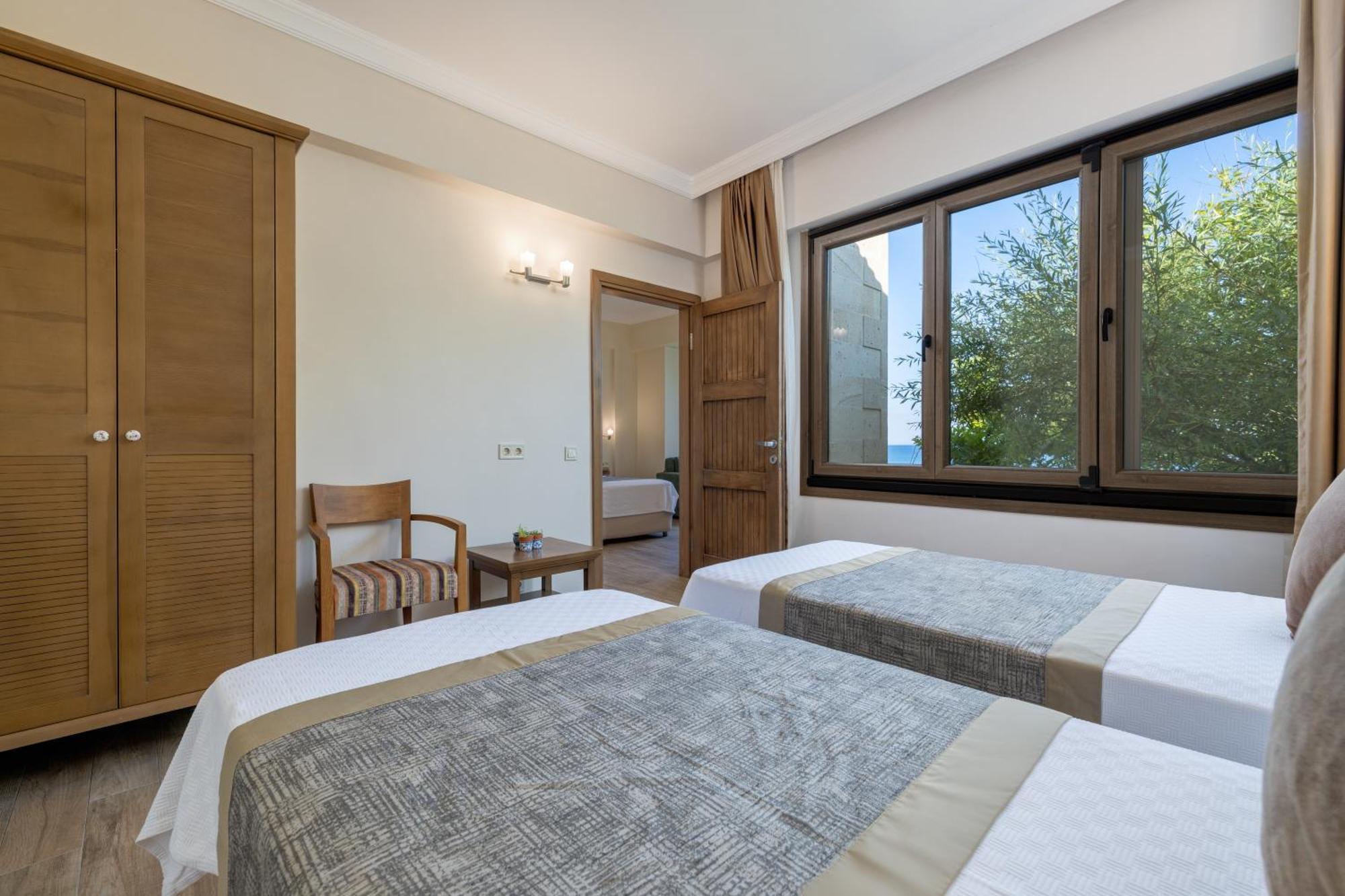 Cinarli Kasri Hotel Gokceada Luaran gambar