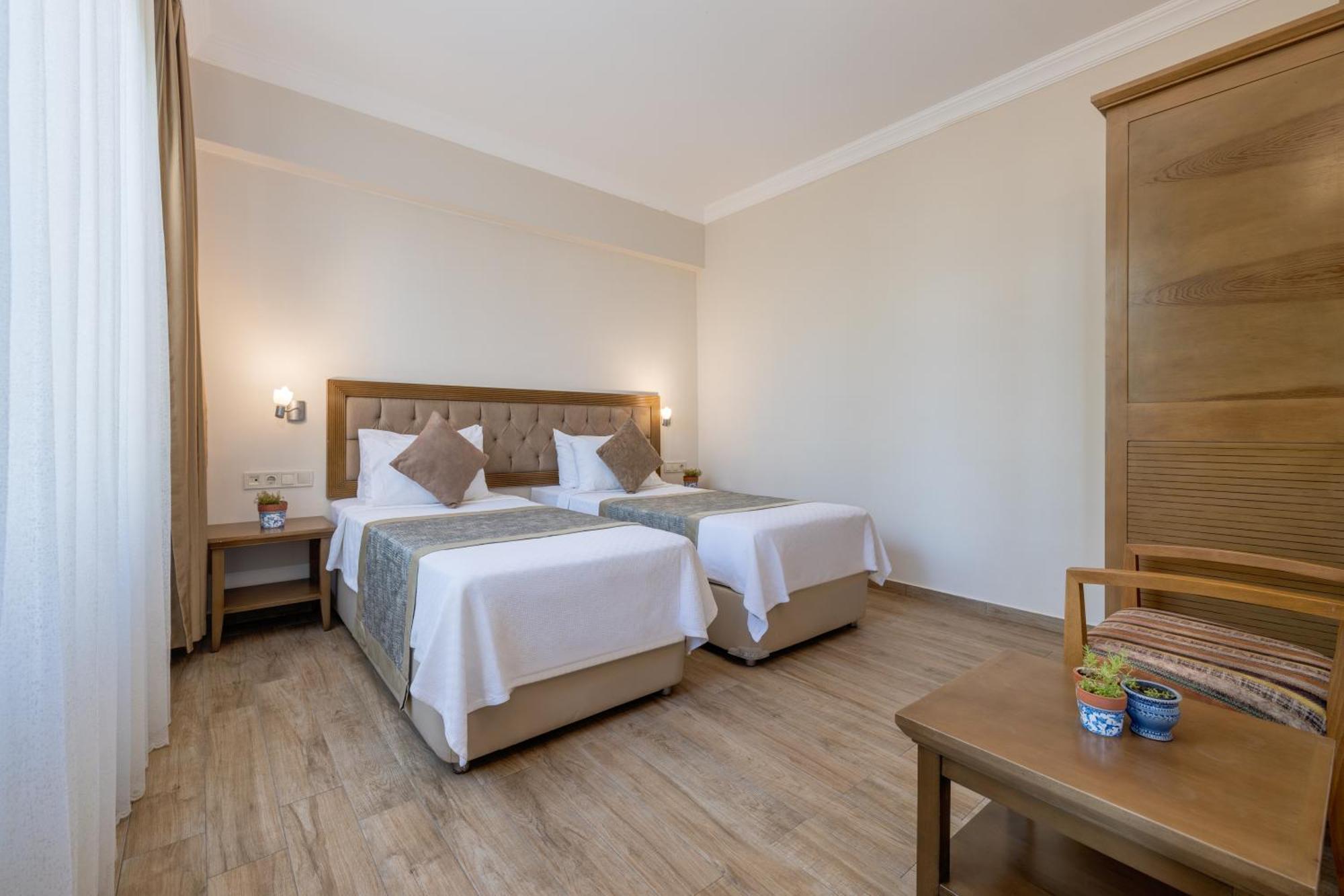 Cinarli Kasri Hotel Gokceada Luaran gambar