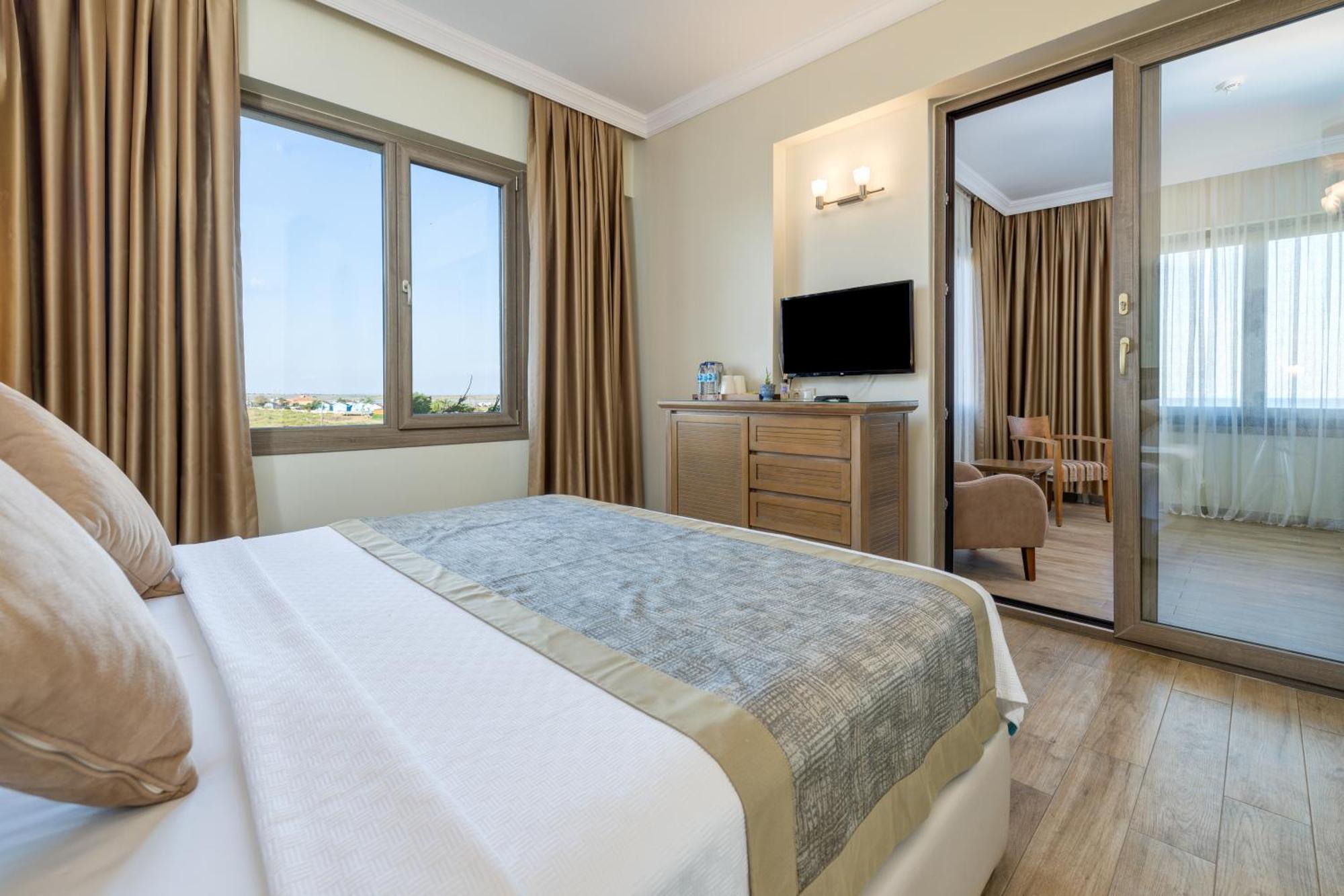 Cinarli Kasri Hotel Gokceada Luaran gambar